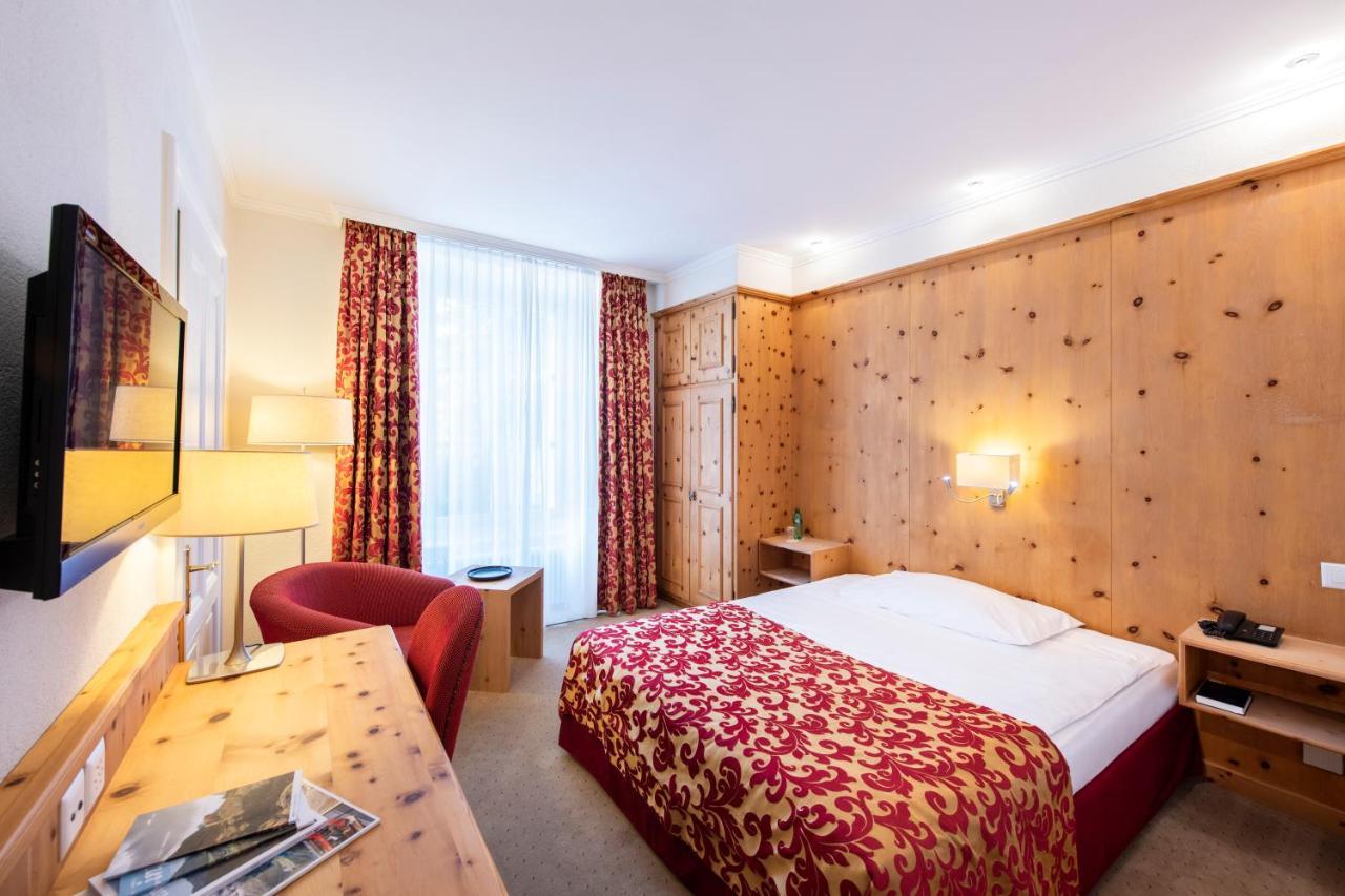 Hotel Engiadina Zuoz Eksteriør billede