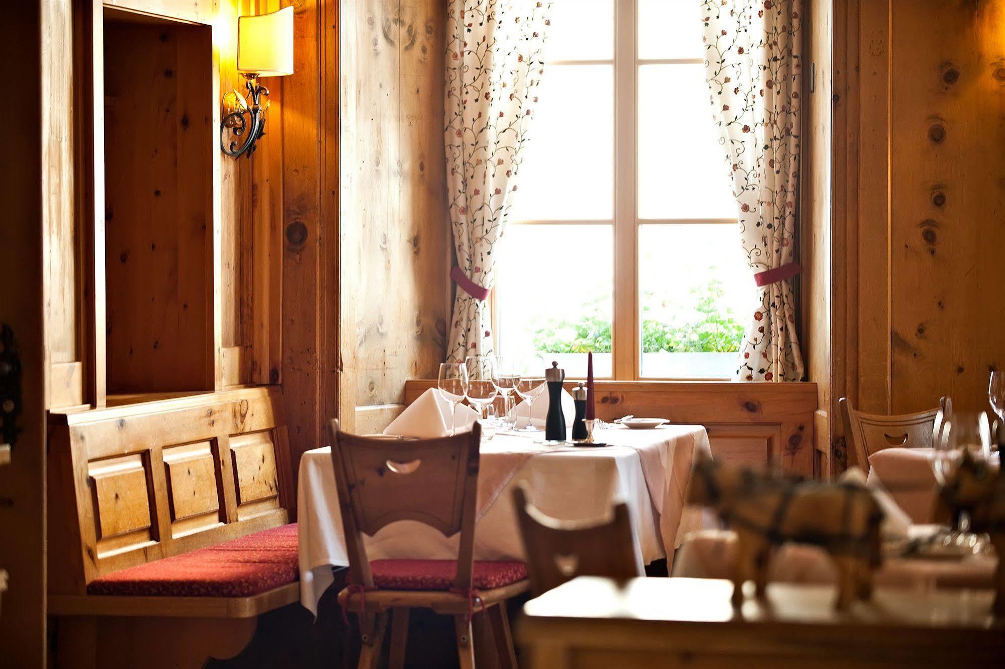 Hotel Engiadina Zuoz Eksteriør billede